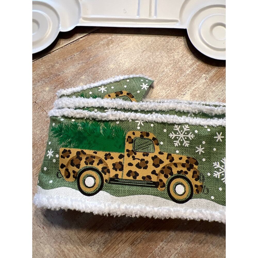 Leopard animal print Christmas truck and Christmas ribbon - Picture 6 of 6